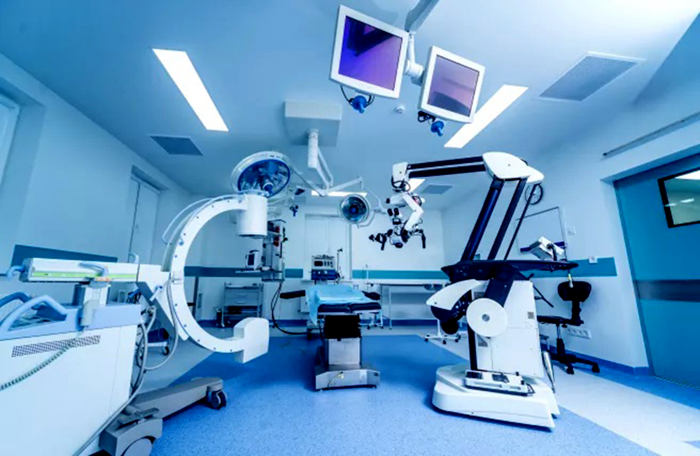 En CIMEC contamos con un quirófano de cirugía mayor ambulatoria